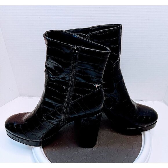 Black Crocodile Embossed Faux Leather Platform Ankle Boots With Side Zipper Clos - Picture 6 of 8